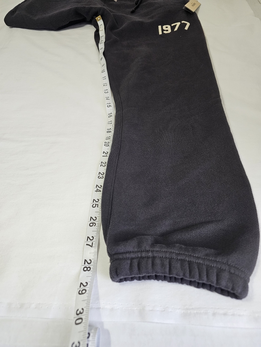 Essentials Fear of God 1977 Sweatpants Men’s Large Black Joggers - Picture 9 of 9